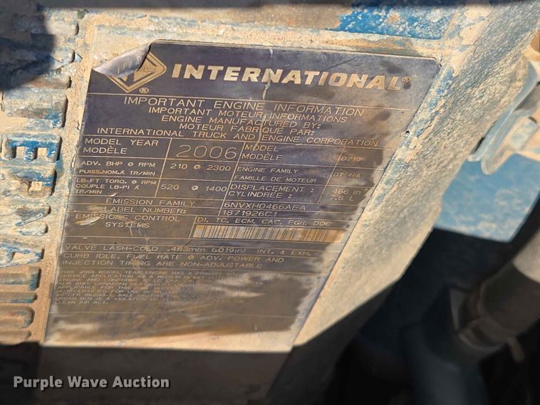 image for item EW0334 2007 International 4300 flatbed truck