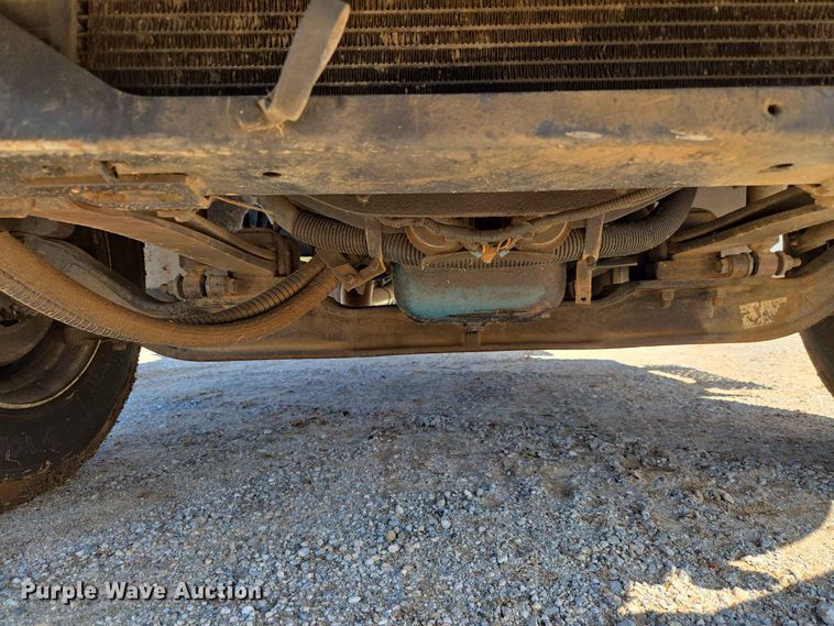 image for item EW0334 2007 International 4300 flatbed truck
