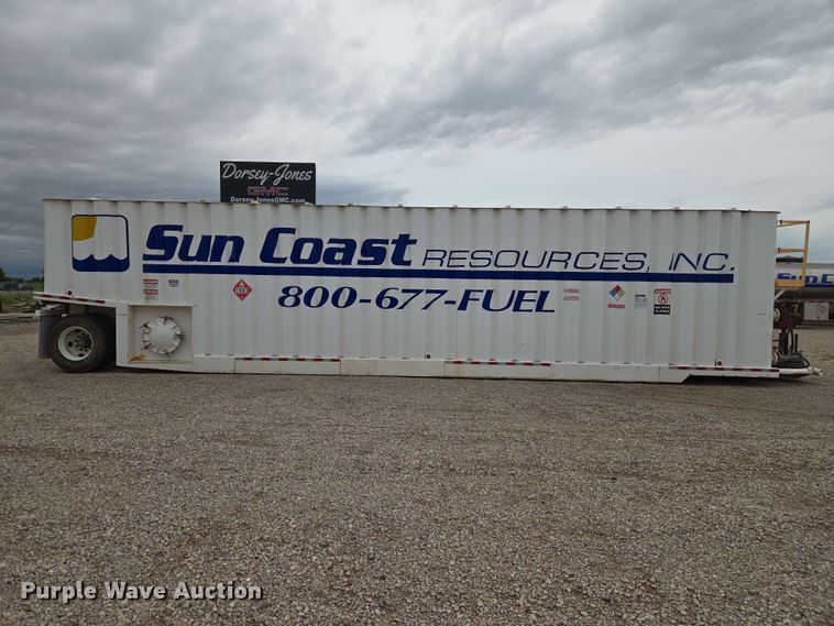 image for item EW0340 2011 Dragon Frac Tank Trailer tank trailer