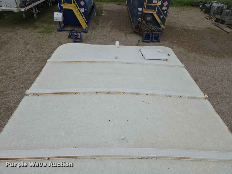 image for item EW0340 2011 Dragon Frac Tank Trailer tank trailer