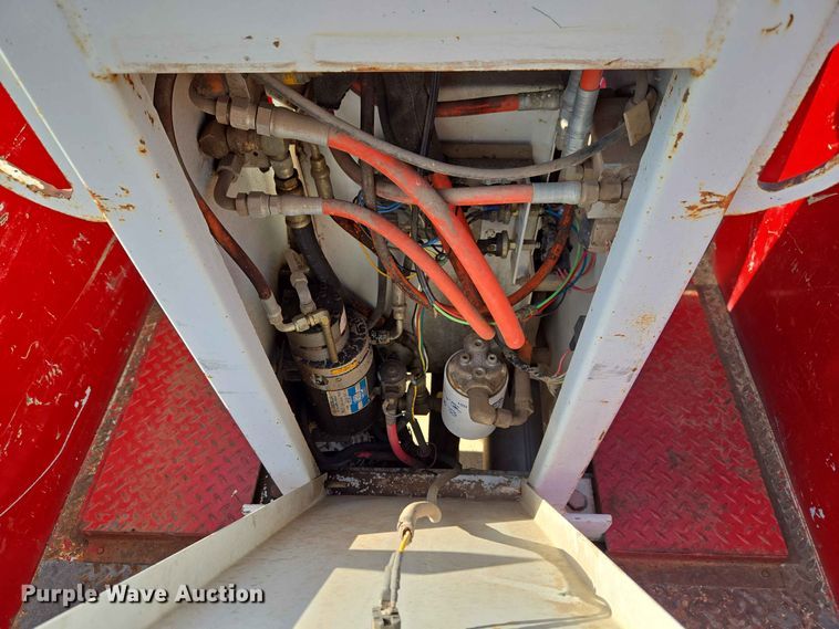 image for item EW0383 2003 GMC Sierra 3500 bucket truck