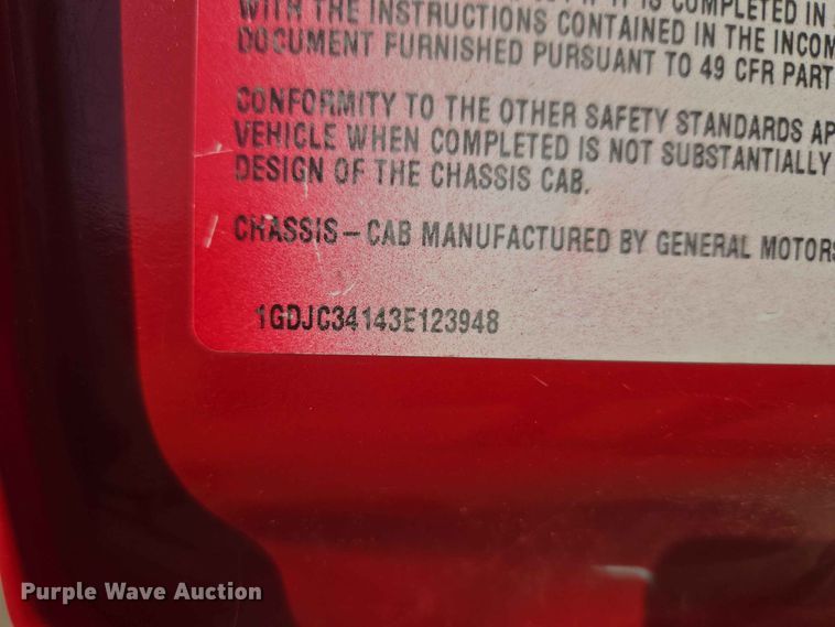 image for item EW0383 2003 GMC Sierra 3500 bucket truck
