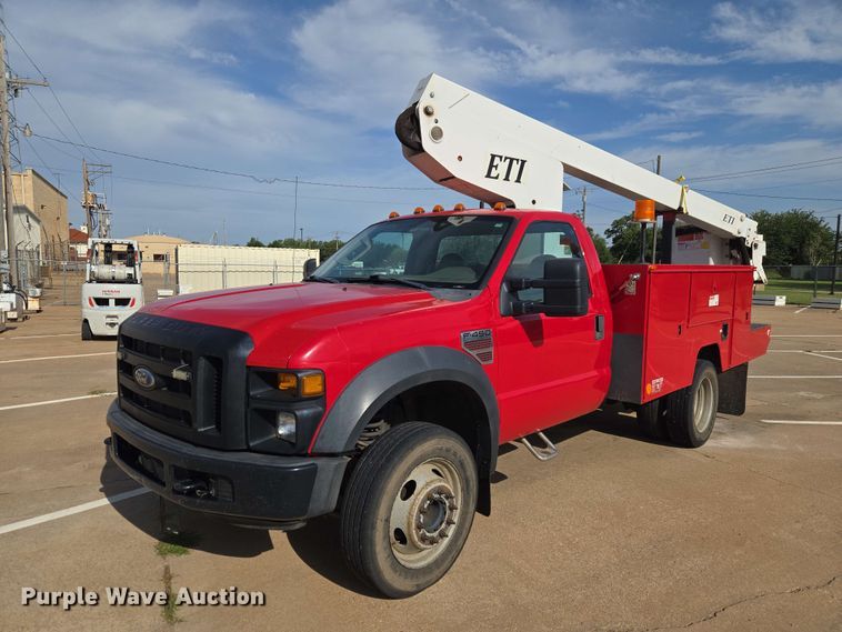 image for item EW0384 2008 Ford F450 Super Duty bucket truck