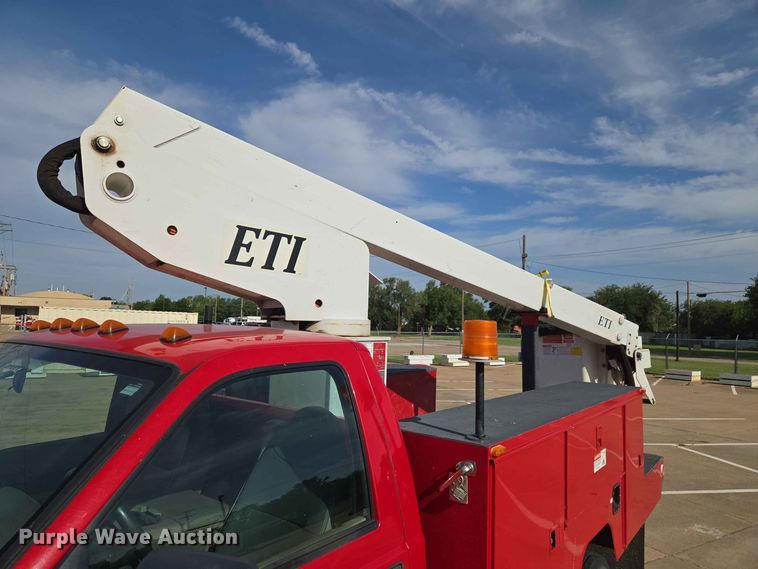 image for item EW0384 2008 Ford F450 Super Duty bucket truck