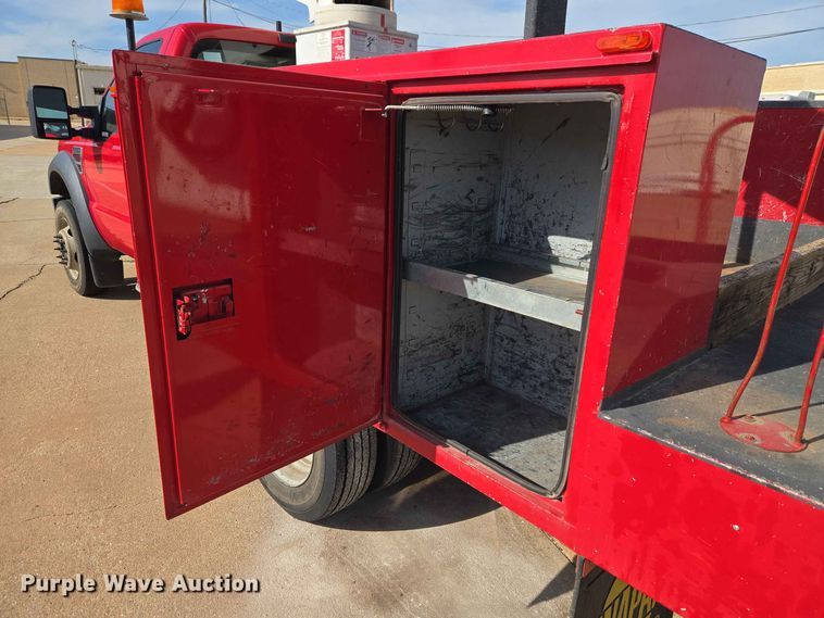 image for item EW0384 2008 Ford F450 Super Duty bucket truck