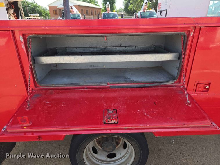 image for item EW0384 2008 Ford F450 Super Duty bucket truck