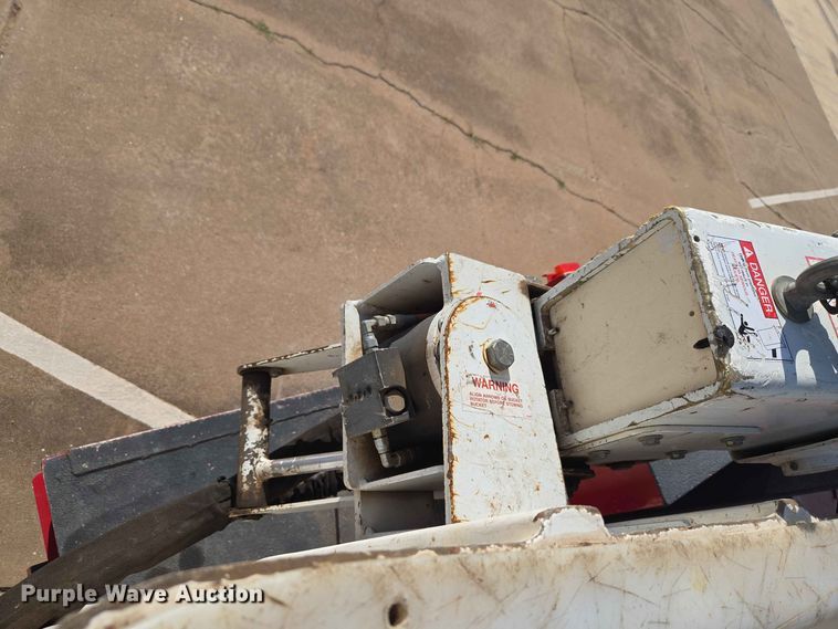 image for item EW0384 2008 Ford F450 Super Duty bucket truck