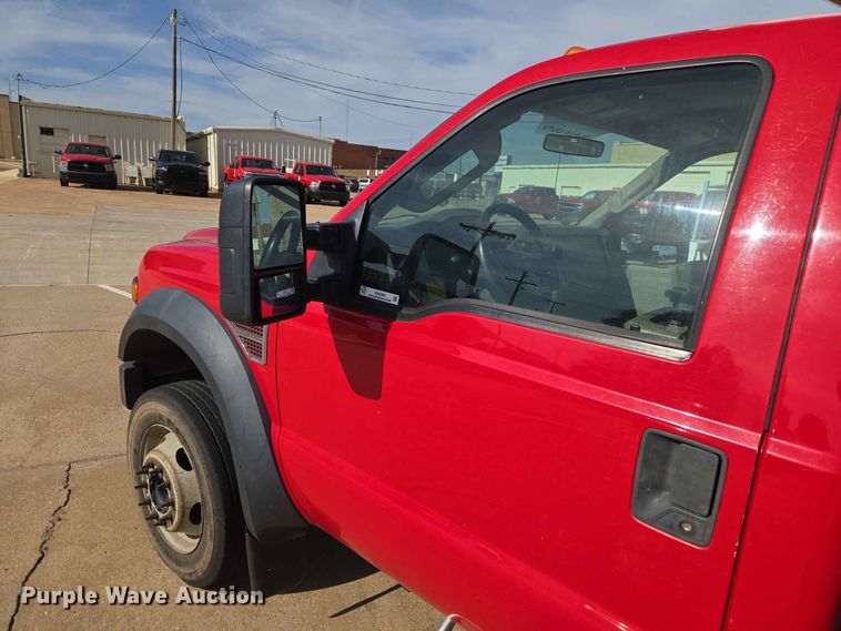 image for item EW0384 2008 Ford F450 Super Duty bucket truck