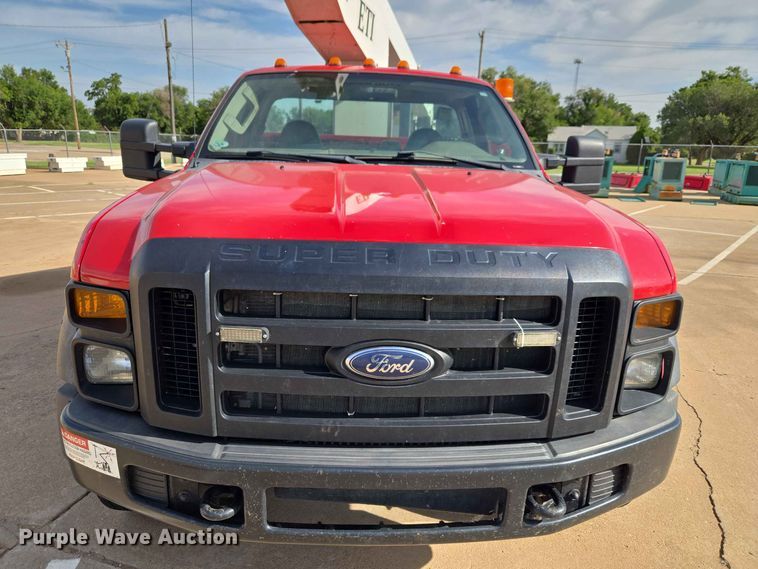 image for item EW0384 2008 Ford F450 Super Duty bucket truck
