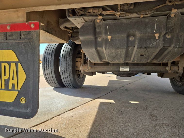 image for item EW0384 2008 Ford F450 Super Duty bucket truck