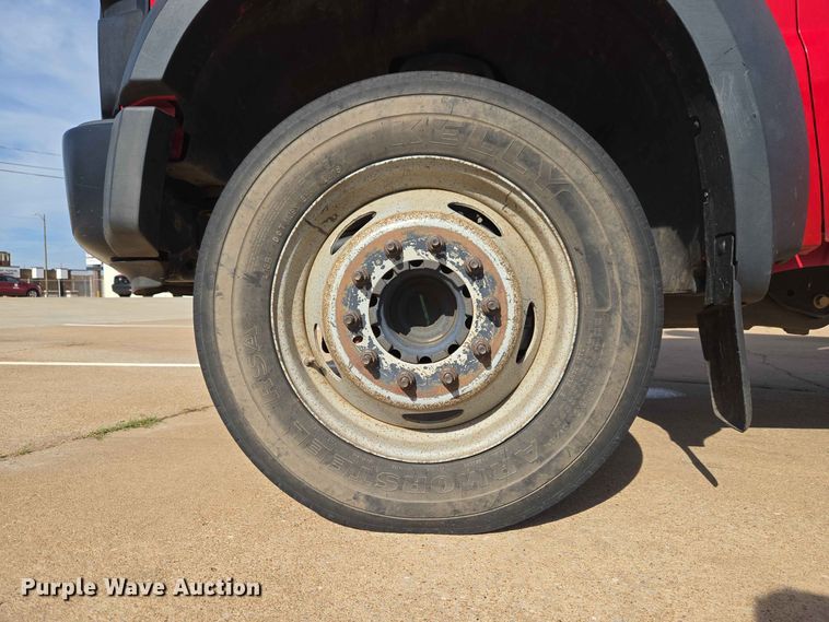 image for item EW0384 2008 Ford F450 Super Duty bucket truck