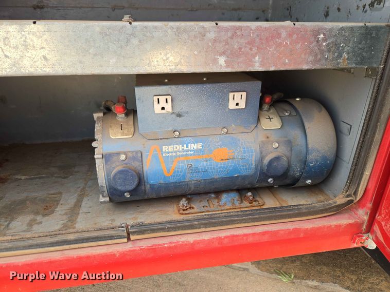 image for item EW0386 2004 Chevrolet C4500 bucket truck