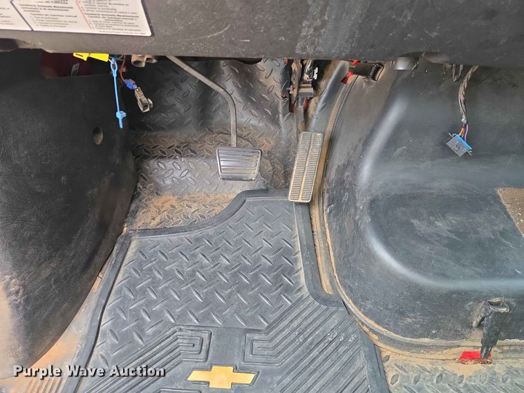 image for item EW0386 2004 Chevrolet C4500 bucket truck