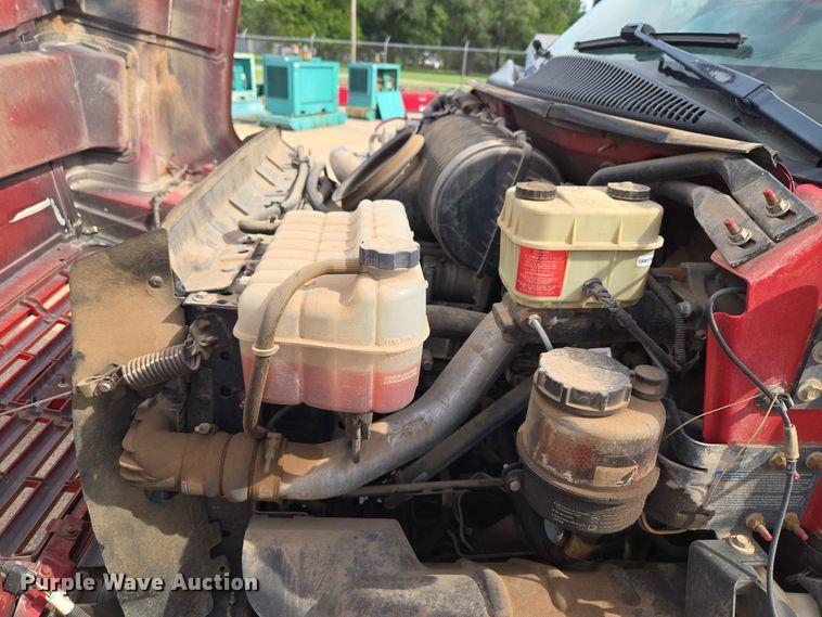 image for item EW0386 2004 Chevrolet C4500 bucket truck