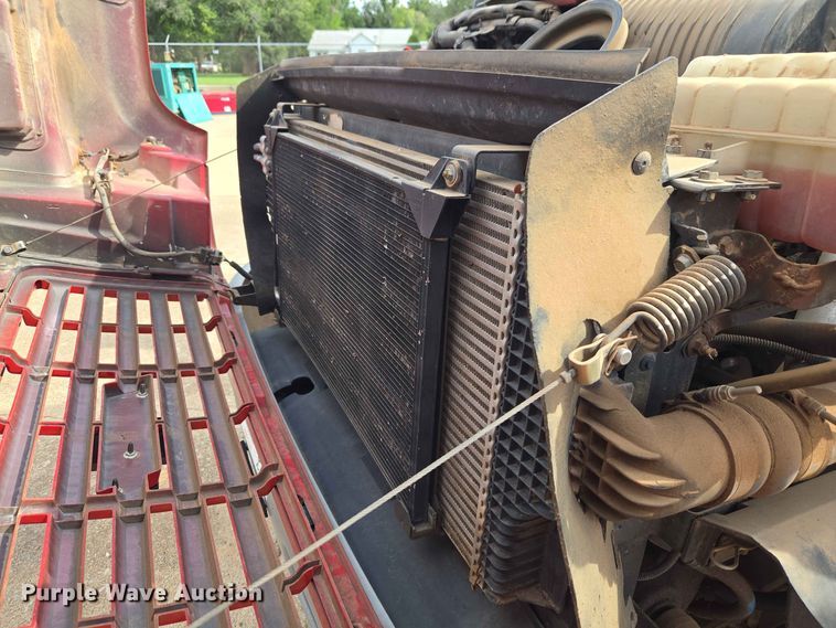 image for item EW0386 2004 Chevrolet C4500 bucket truck