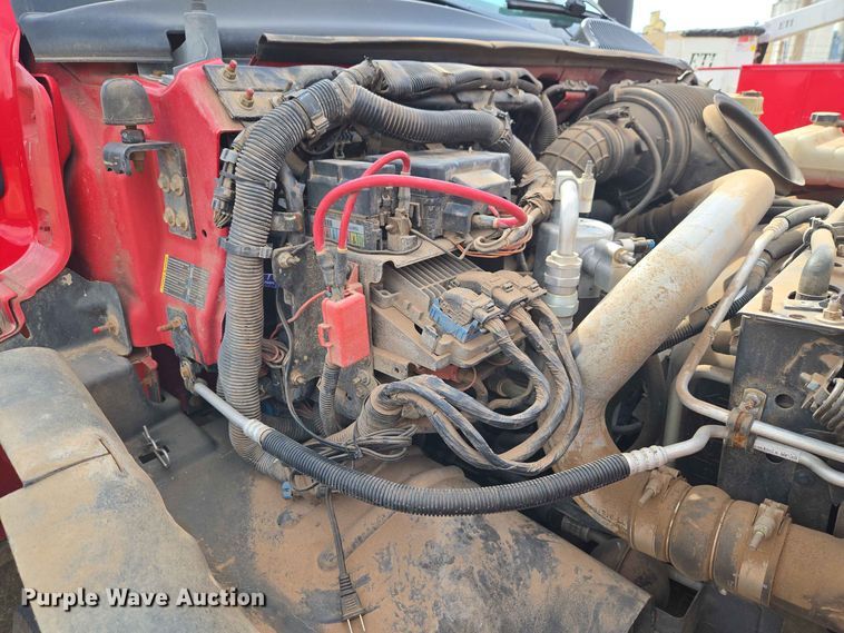 image for item EW0386 2004 Chevrolet C4500 bucket truck