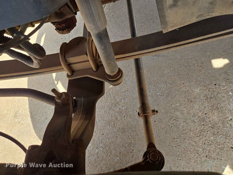 image for item EW0386 2004 Chevrolet C4500 bucket truck