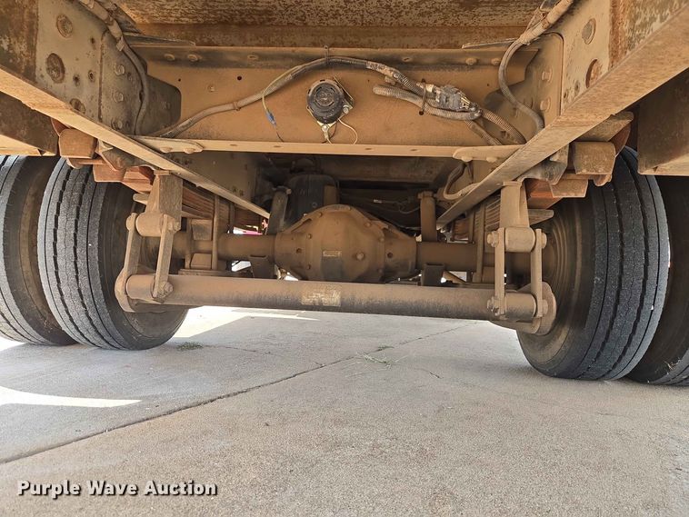 image for item EW0386 2004 Chevrolet C4500 bucket truck