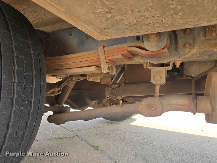 image for item EW0386 2004 Chevrolet C4500 bucket truck