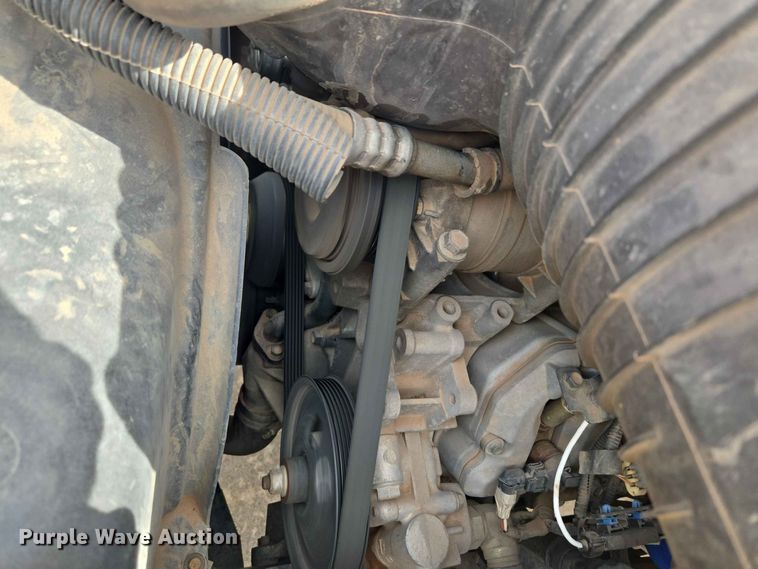 image for item EW0387 2004 Chevrolet C4500 bucket truck