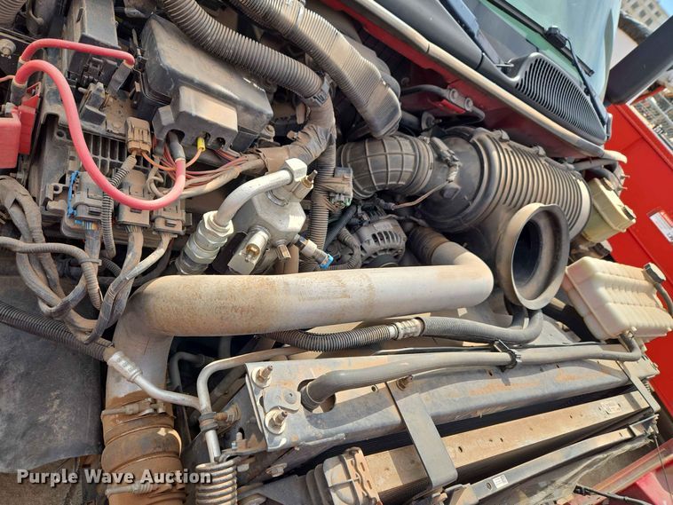 image for item EW0387 2004 Chevrolet C4500 bucket truck