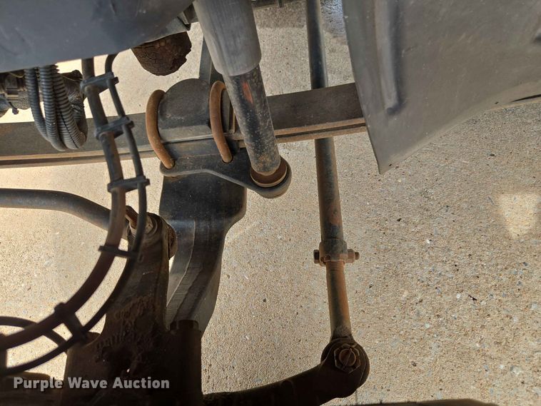 image for item EW0387 2004 Chevrolet C4500 bucket truck