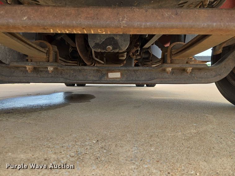 image for item EW0387 2004 Chevrolet C4500 bucket truck
