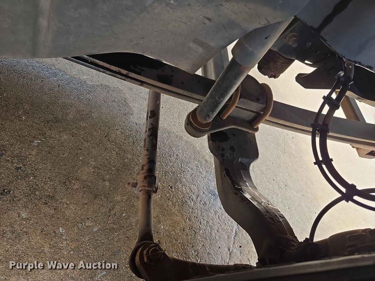 image for item EW0387 2004 Chevrolet C4500 bucket truck
