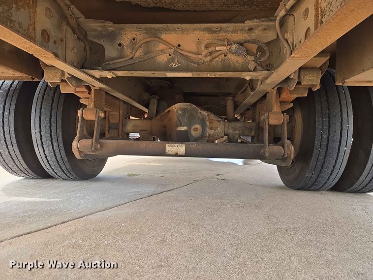 image for item EW0387 2004 Chevrolet C4500 bucket truck