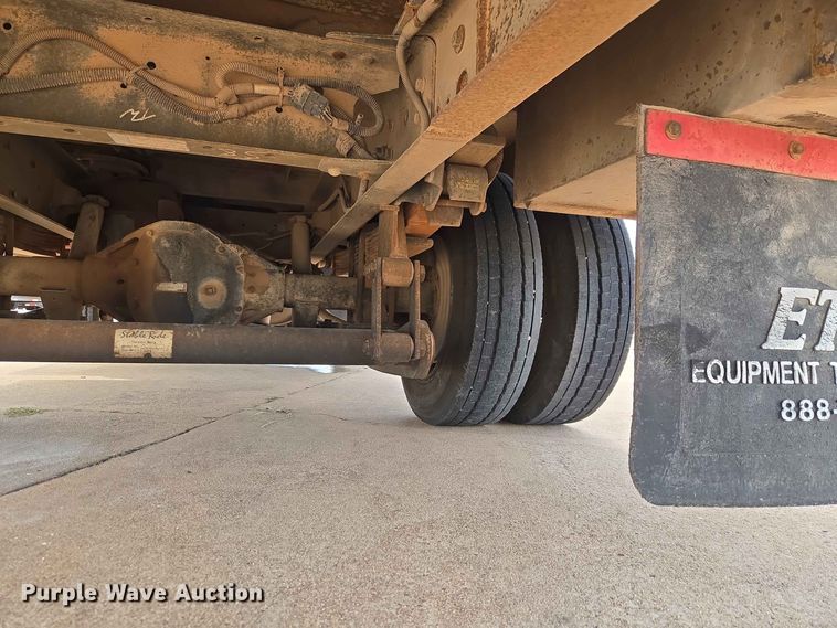 image for item EW0387 2004 Chevrolet C4500 bucket truck