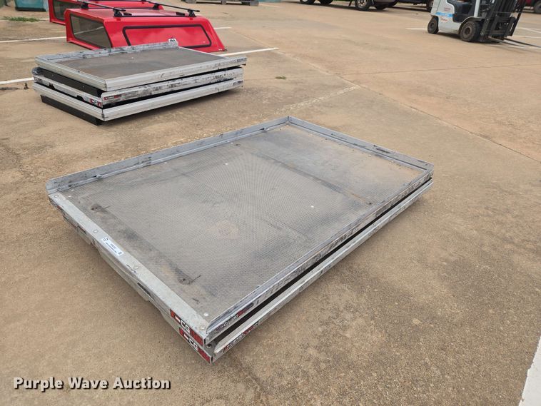 image for item EW0397 (2) C-CargoGlide C-CG1500 bed slides