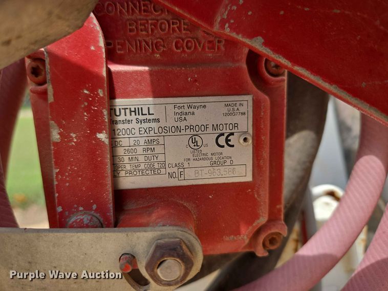 image for item EW0398 (3) fuel tanks
