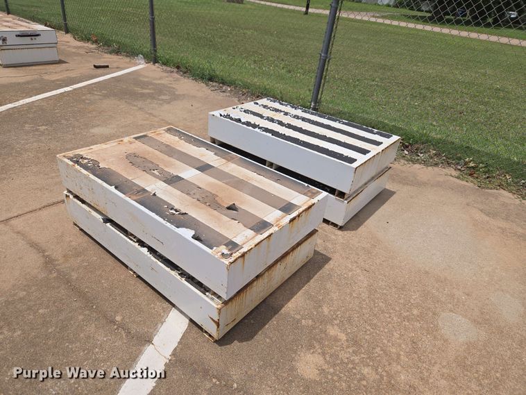 image for item EW0399 (4) Weatherguard PackRat bed storage
