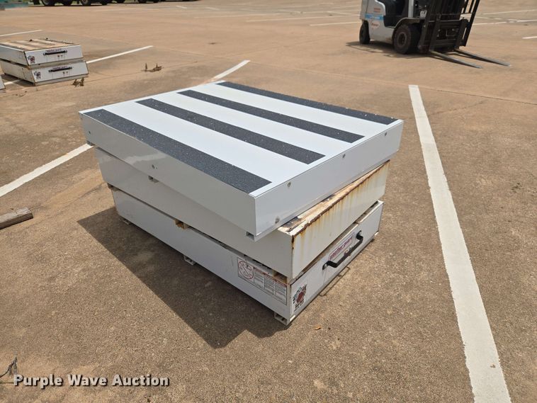 image for item EW0400 (3) Weatherguard PackRat bed storage