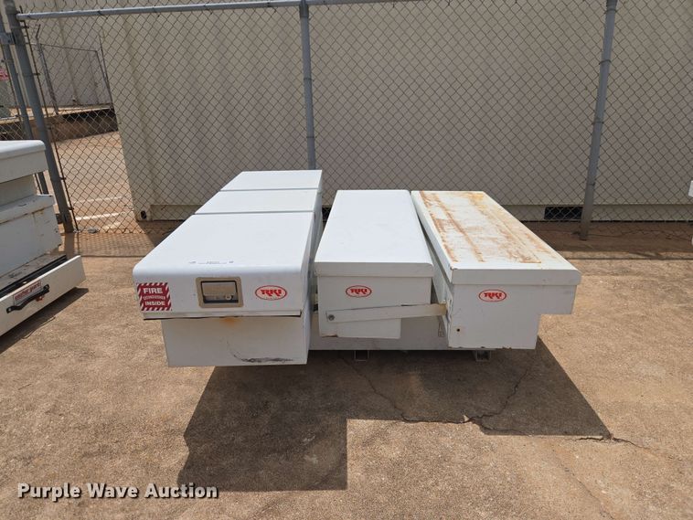 image for item EW0405 (3) toolboxes