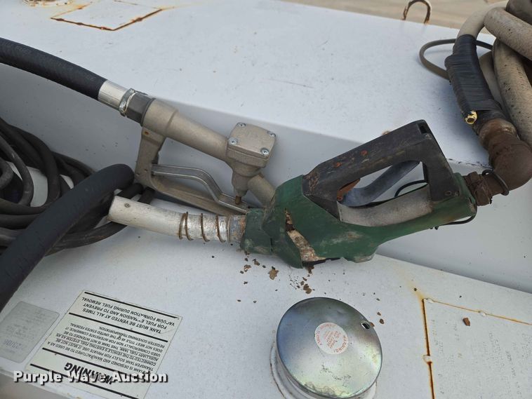 image for item EW0409 (2) Delta Consolidated fuel tanks