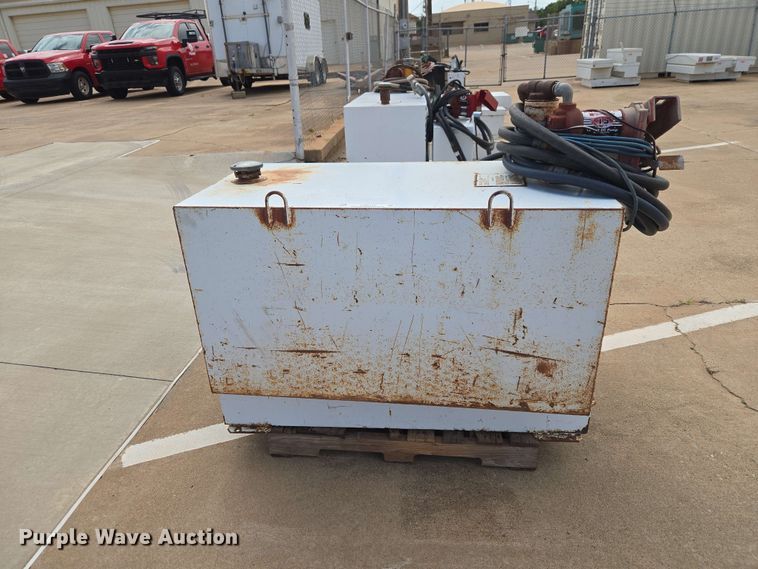 image for item EW0410 (2) Delta Consolidated fuel tanks
