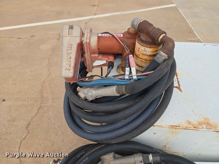 image for item EW0410 (2) Delta Consolidated fuel tanks