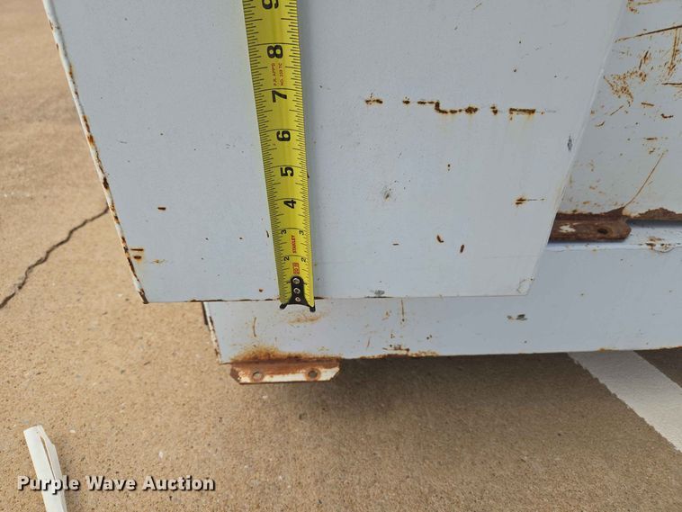 image for item EW0410 (2) Delta Consolidated fuel tanks