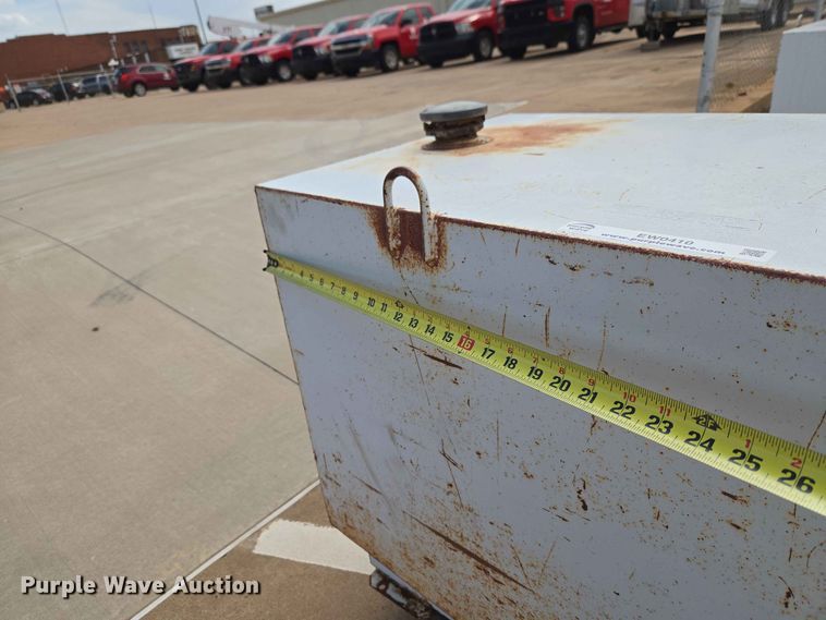 image for item EW0410 (2) Delta Consolidated fuel tanks