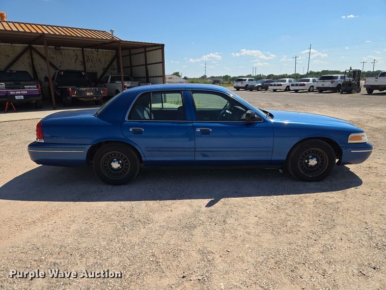 image for item EW0425 1998 Ford Crown Victoria 