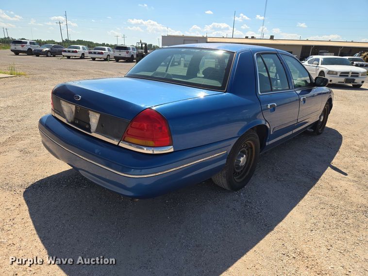 image for item EW0425 1998 Ford Crown Victoria 