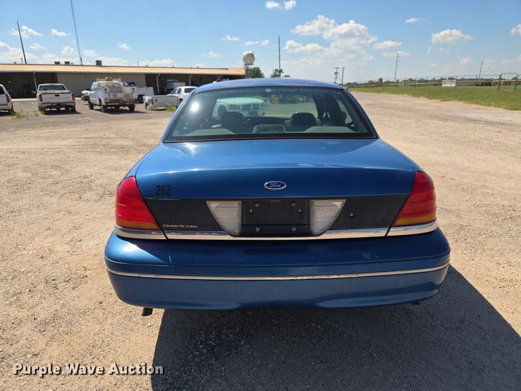 image for item EW0425 1998 Ford Crown Victoria 