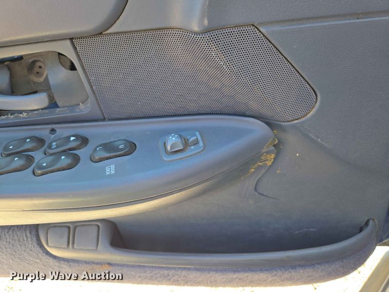 image for item EW0425 1998 Ford Crown Victoria 