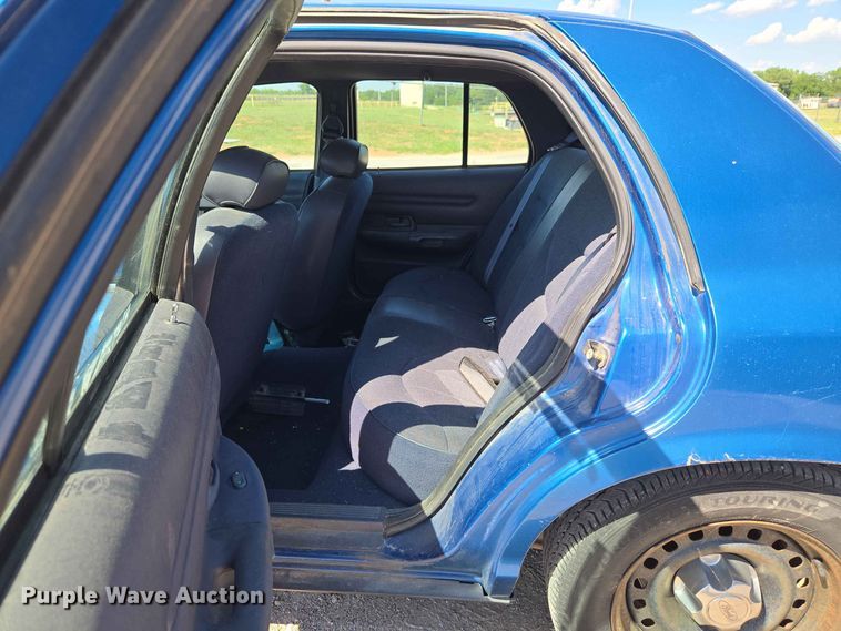 image for item EW0425 1998 Ford Crown Victoria 