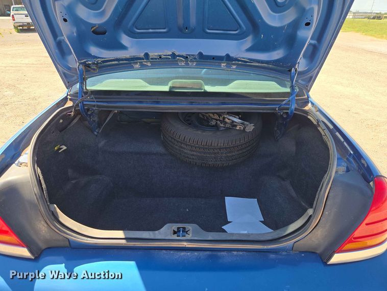 image for item EW0425 1998 Ford Crown Victoria 