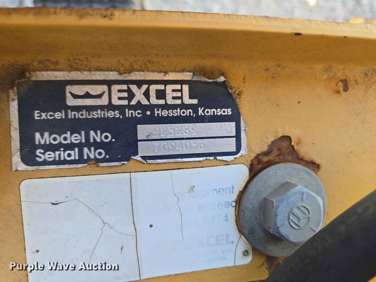 image for item EW0428 Excel 925289 ZTR lawn mower