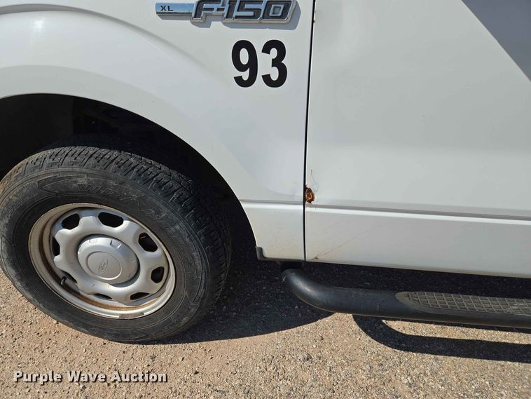 image for item EW0429 2012 Ford F150 XL pickup truck
