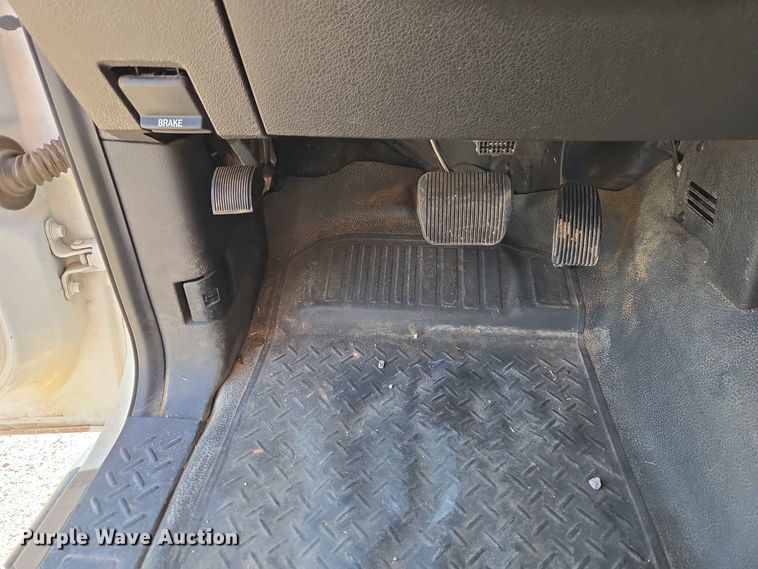 image for item EW0429 2012 Ford F150 XL pickup truck