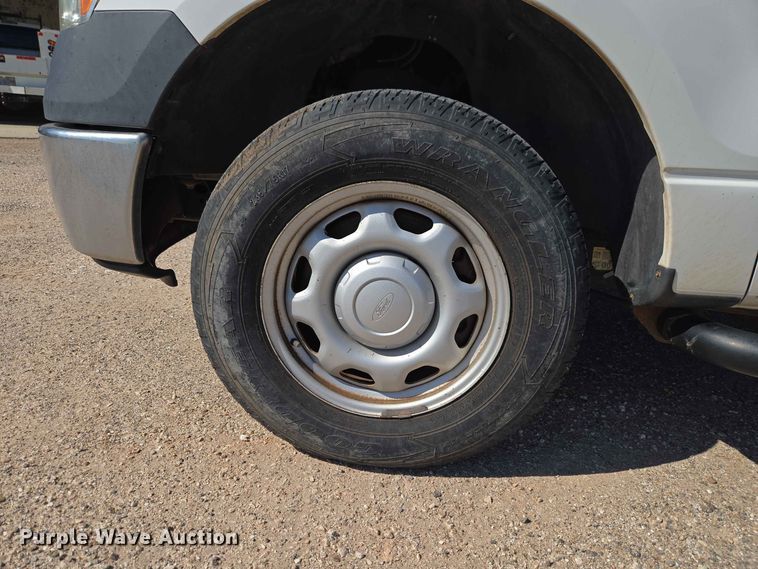 image for item EW0429 2012 Ford F150 XL pickup truck